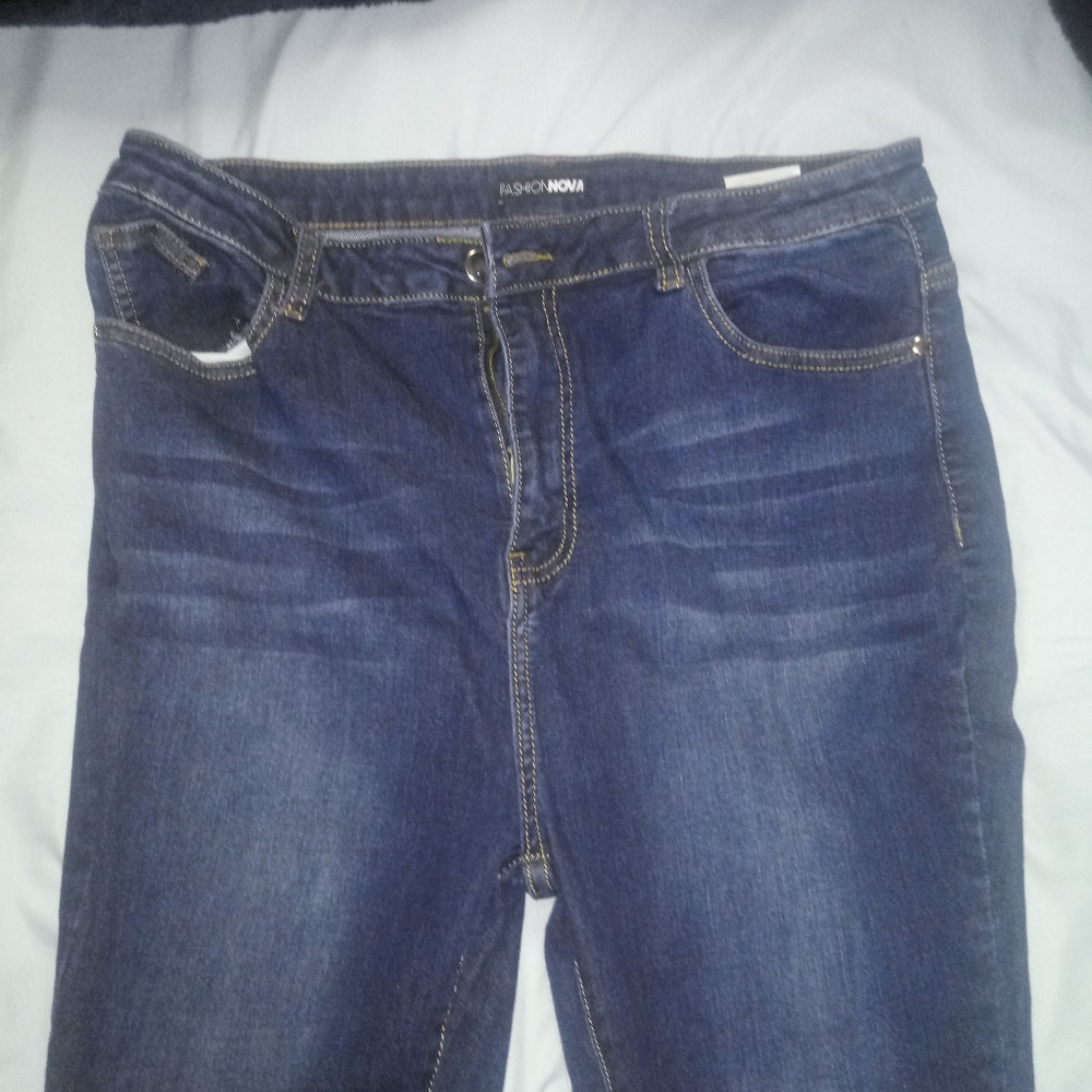 FashionNova High waisted Jeans